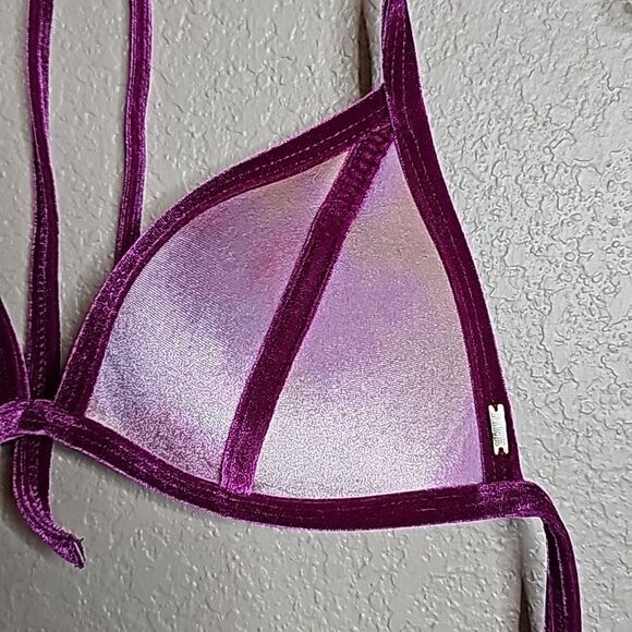 PINK VS Small Velvet purple triangle bikini top - Picture 2 of 3